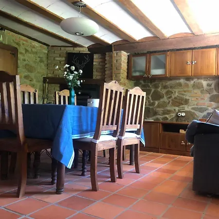 Alpstuga Acogedora Cabana En Redes Caso