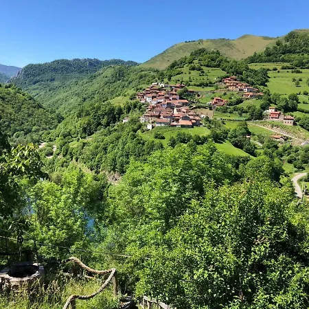 Alpstuga Acogedora Cabana En Redes Caso